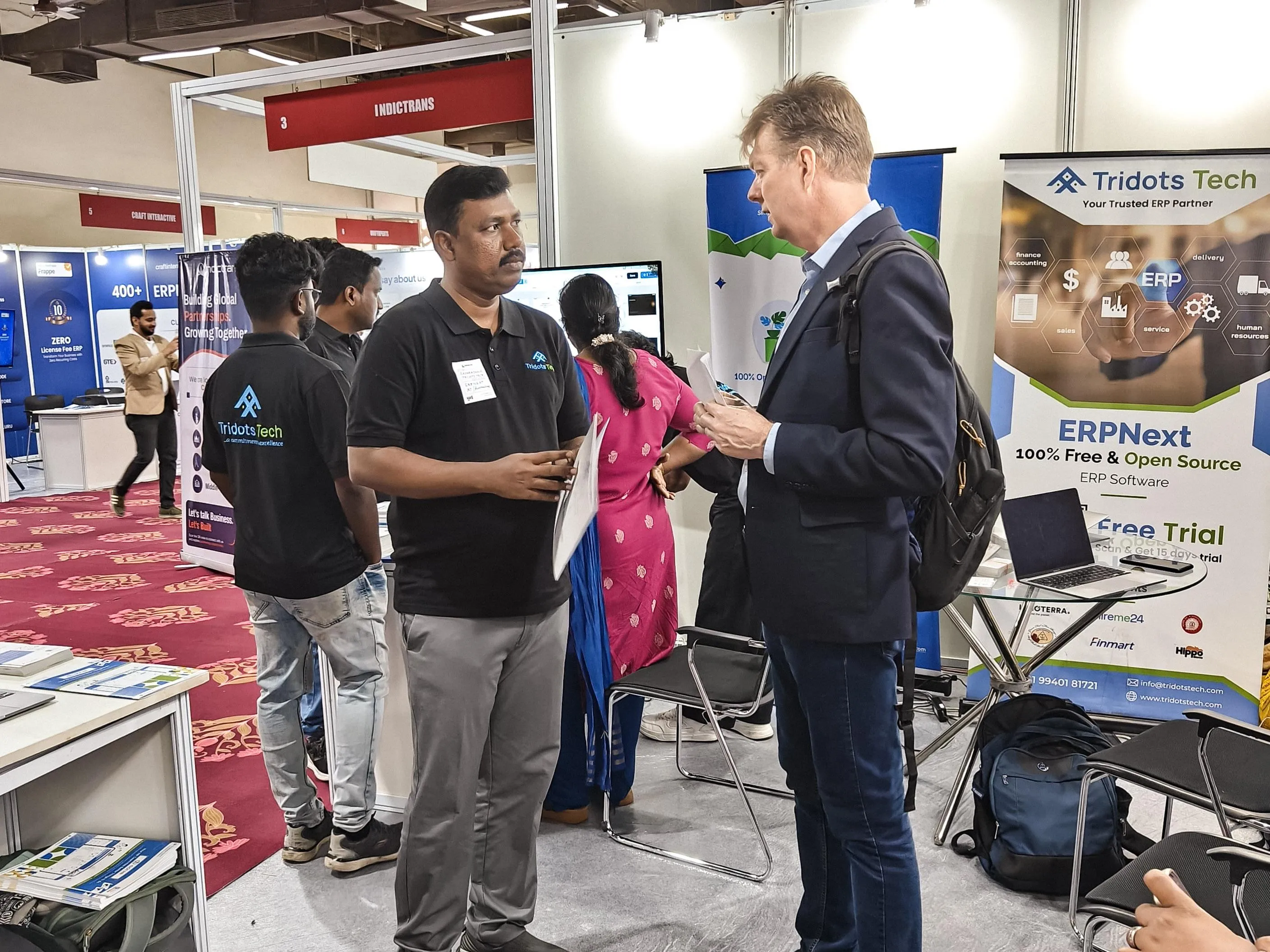 Tridots CEO Rajarajan interacting with the Frappe community at Frappeverse 2026